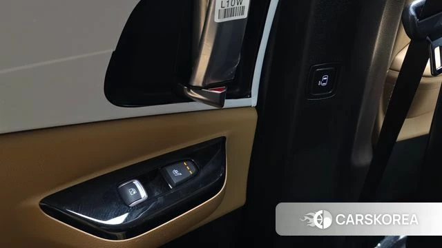 Kia Carnival 4th generation id 4230479 из Кореи 9