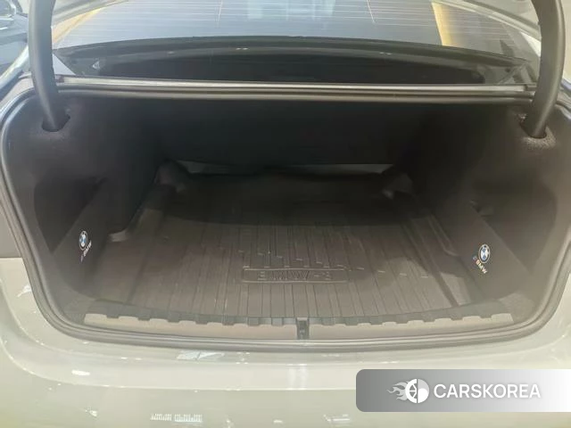 BMW 3 series id 4265135 из Китая 9