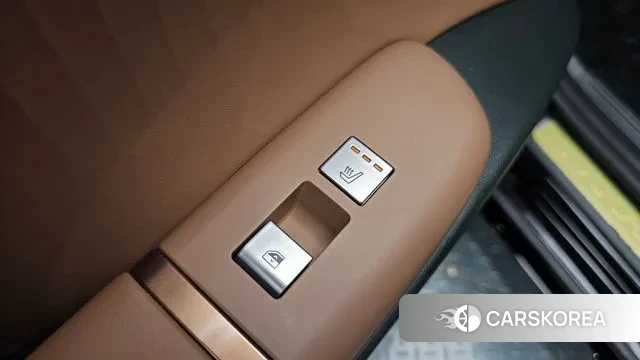 Hyundai Grandeur (GN7) id 2889372 из Кореи 9