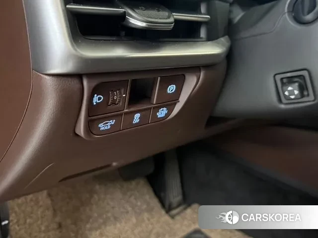 Hyundai Grandeur Hybrid (GN7) id 3426923 из Кореи 9