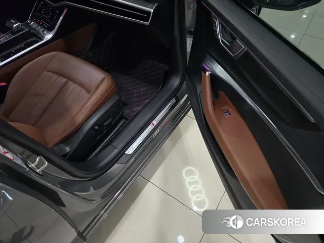 Audi A6 (C8) id 3011554 из Кореи 9