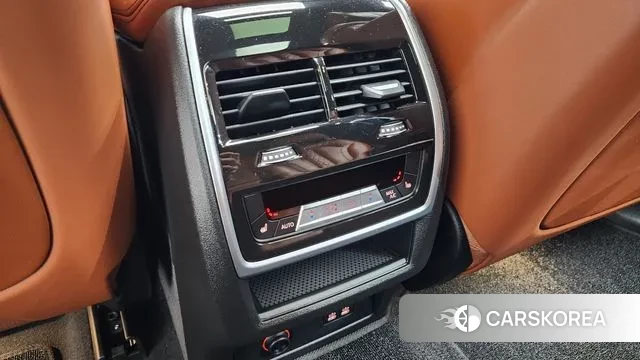 BMW X7 (G07) id 3462389 из Кореи 9