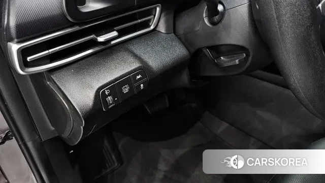 Hyundai Avante Hybrid (CN7) id 3401015 из Кореи 9