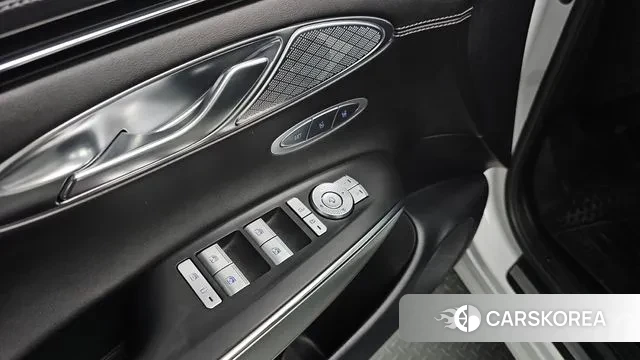 Genesis GV70 id 3540319 из Кореи 9