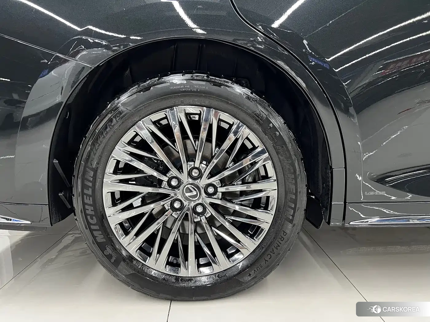Lexus LM id 4664486 из Китая 9