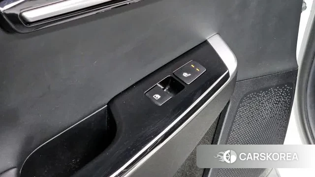 Kia EV6 id 3492943 из Кореи 9