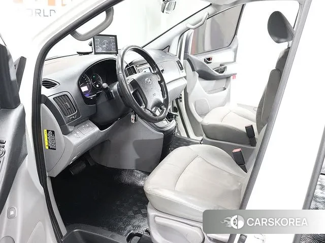 Hyundai The New Grand Starex id 3737325 из Кореи 9