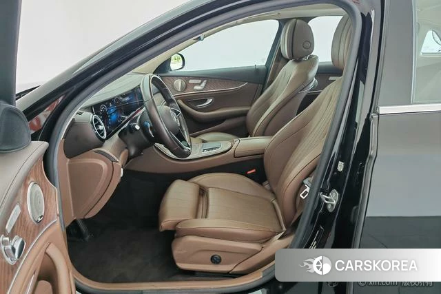 Mercedes-Benz E-class id 4333323 из Китая 9