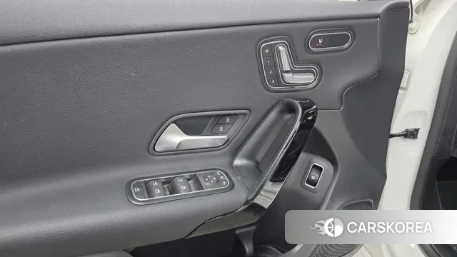 Mercedes-Benz A-Class W177 id 3661318 из Кореи 9