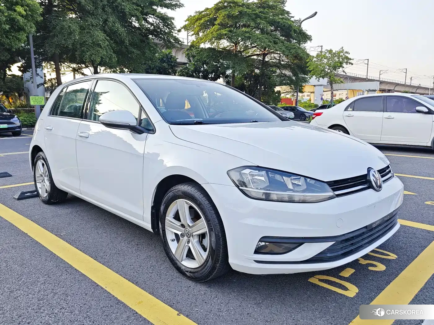 Volkswagen Golf id 4576728 из Китая 9