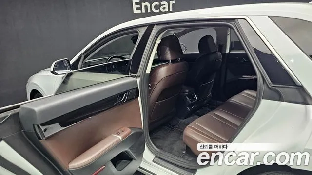 Hyundai Grandeur Hybrid (GN7) id 2935148 из Кореи 9