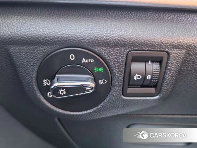 Volkswagen Bora id 3907757 из Китая 9