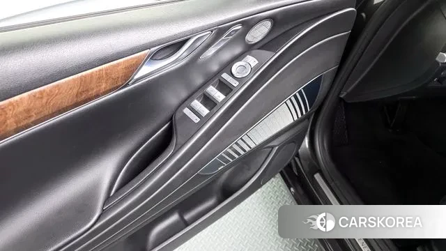 Genesis G80 (RG3) id 3093490 из Кореи 9