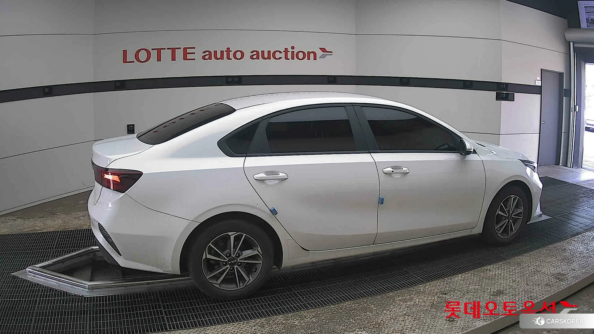 Kia K3 id 3869423 из Кореи 9