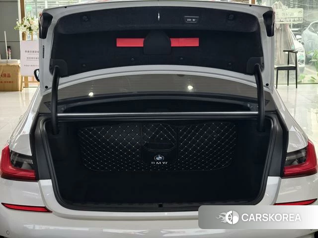 BMW 3 series id 4213358 из Китая 9