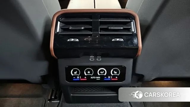 BMW 5 Series (G60) id 3644477 из Кореи 9