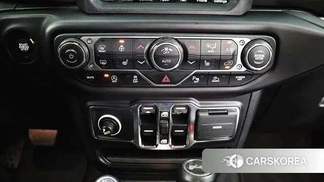 Jeep Wrangler (JL) id 2990009 из Кореи 9