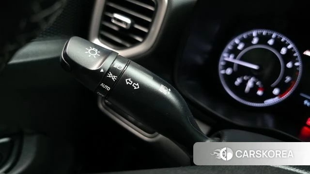 Hyundai Venue id 3807489 из Кореи 9