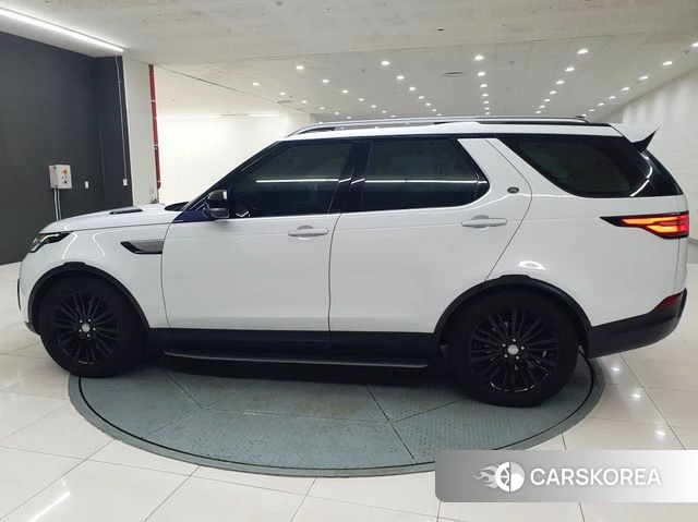Land Rover Discovery 5 id 4582108 из Кореи 9