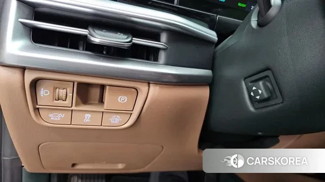 Hyundai Grandeur Hybrid (GN7) id 3002598 из Кореи 9