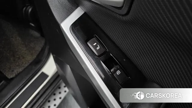 Ssangyong New Style Korando C id 3599110 из Кореи 9