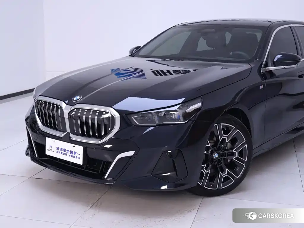 BMW 5 series id 4680702 из Китая 9
