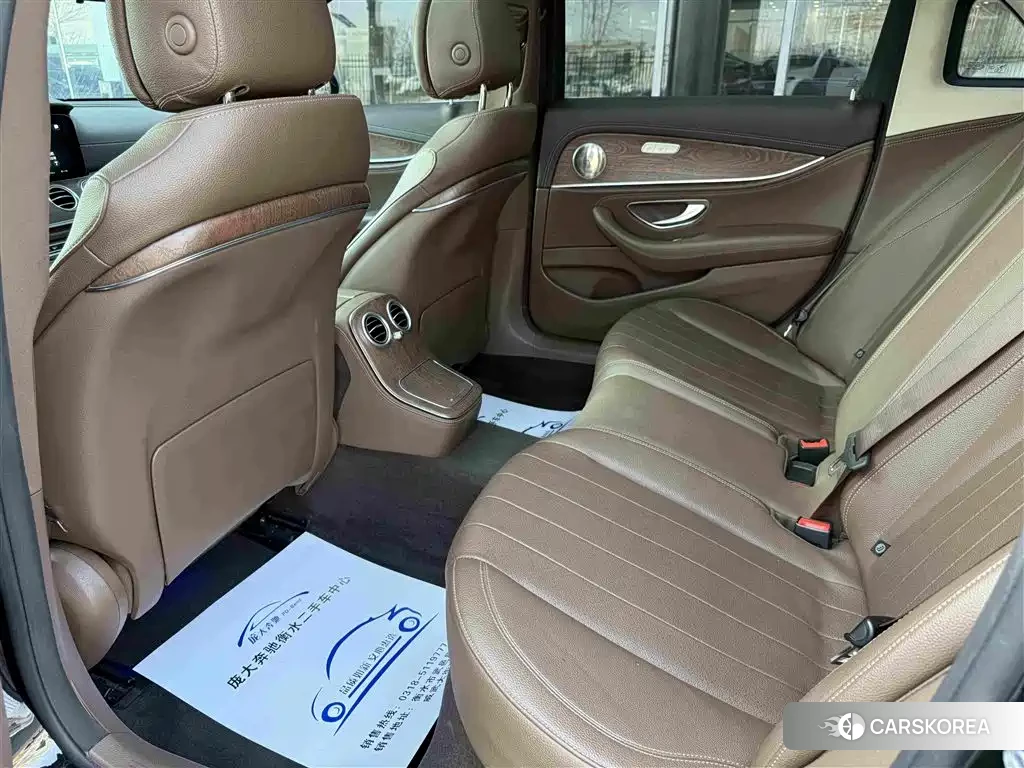 Mercedes-Benz E-Class id 4644411 из Китая 9