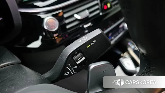 BMW 5 Series (G30) id 3038825 из Кореи 9