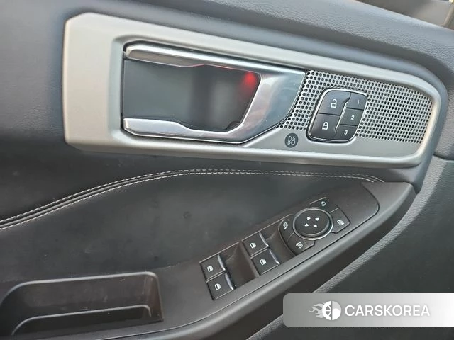 Ford Explorer 6th Generation id 3982192 из Кореи 9