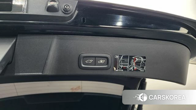 Volvo XC40 id 3899857 из Кореи 9