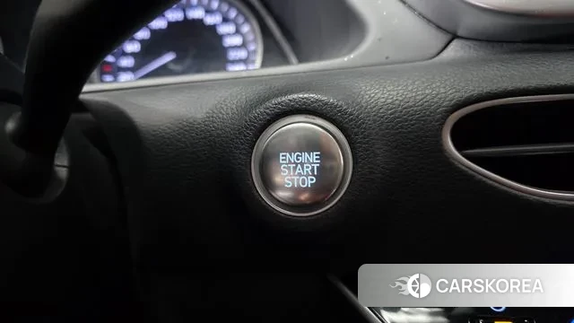 Hyundai Sonata (DN8) id 3348765 из Кореи 9