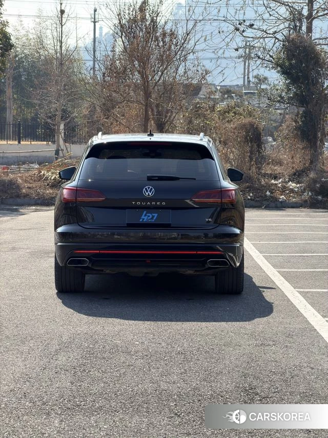 Volkswagen Touareg id 4212641 из Китая 9