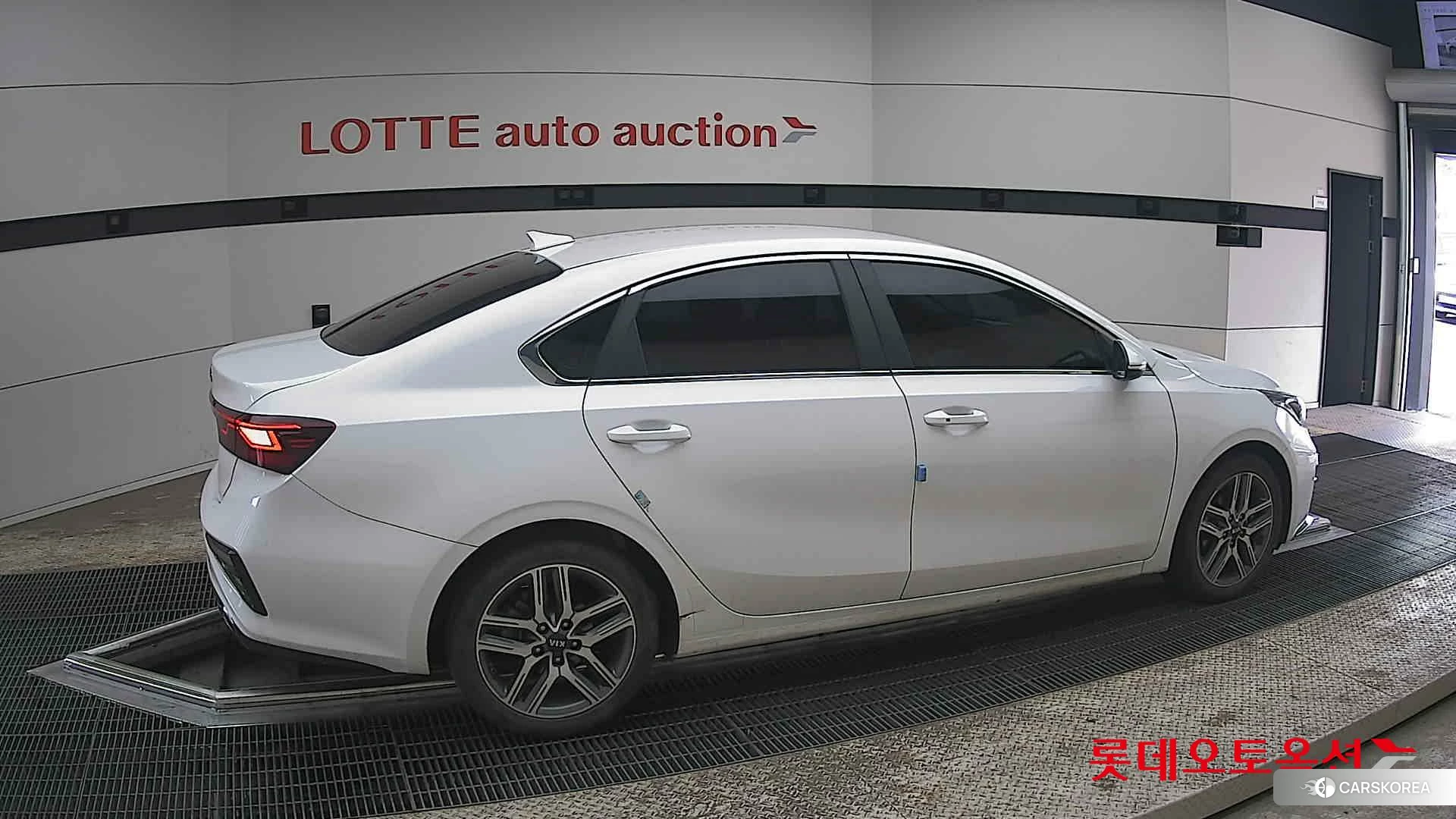 Kia K3 id 3888389 из Кореи 9