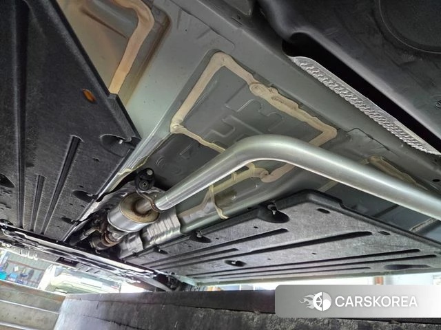 Kia Di Ol Nu Niro id 4612128 из Кореи 9