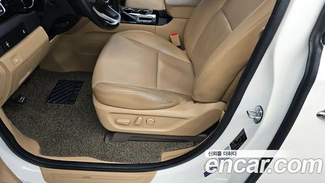 Kia The New Carnival id 2844729 из Кореи 9