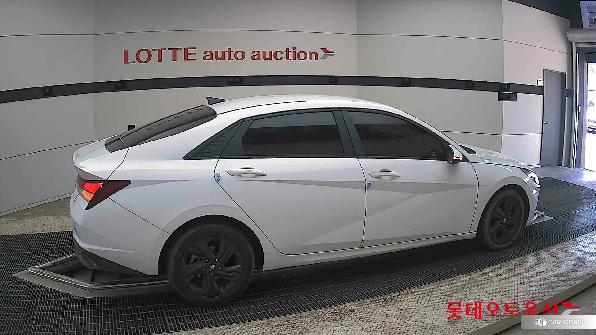 Hyundai Avante id 4296725 из Кореи 9