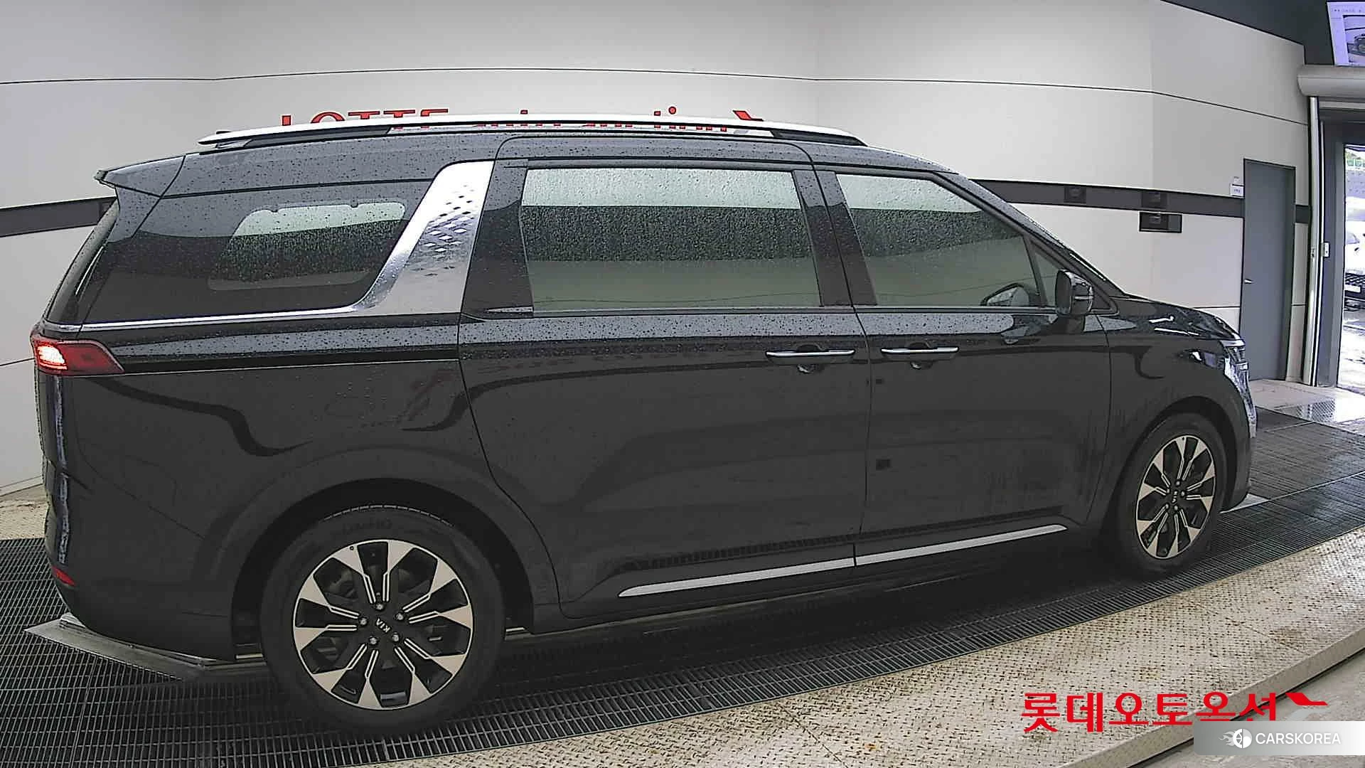 Kia Carnival id 4352411 из Кореи 9