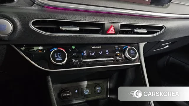 Hyundai Sonata (DN8) id 3032456 из Кореи 9