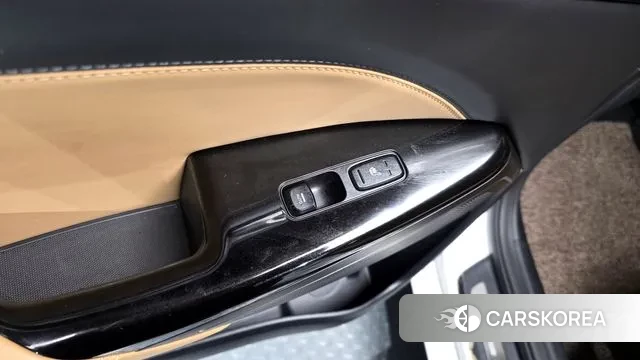 Kia K7 Premier Hybrid id 3368067 из Кореи 9