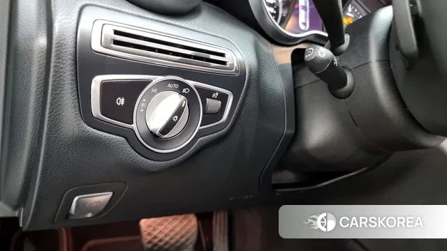 Mercedes-Benz C-Class W205 id 3000296 из Кореи 9