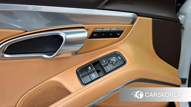 Porsche 718 Boxster id 3891674 из Кореи 9