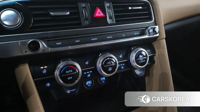 Genesis The New G70 id 3839441 из Кореи 9