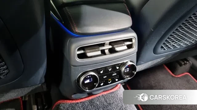 Genesis GV70 id 2900208 из Кореи 9