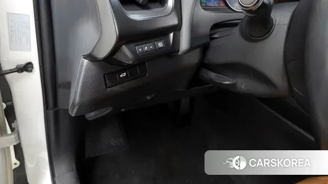 Lexus UX250h id 3626515 из Кореи 9