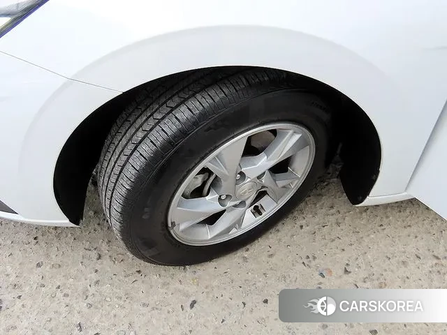 Hyundai Avante (CN7) id 3343516 из Кореи 9