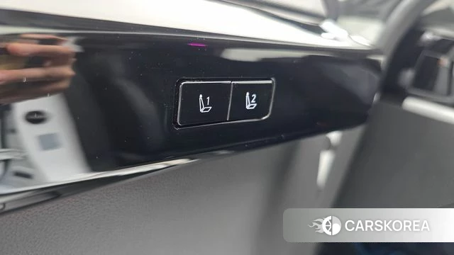 Hyundai Grandeur (GN7) id 4360613 из Кореи 9