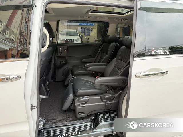 Honda Odyssey id 4276810 из Китая 9