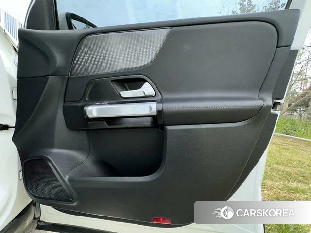 Mercedes-Benz GLB id 4279203 из Китая 9