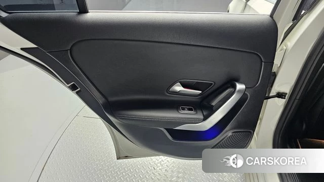 Mercedes-Benz A-Class W177 id 4317578 из Кореи 9