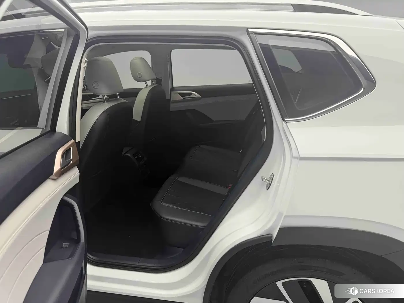 Volkswagen Tharu id 4629036 из Китая 10